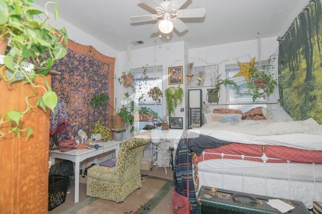 Foto del edificio - 9/1/25 Sunny Pratt St 6BR/2BA w/balcony, A...