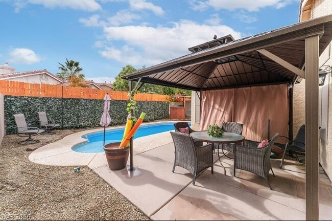 Building Photo - 6669 Lucky Strike Way