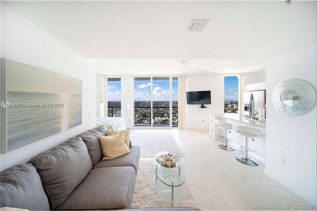 Foto del edificio - 185 SW 7th St