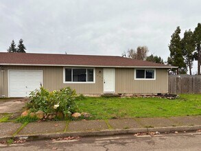 Building Photo - 488 S 52nd St