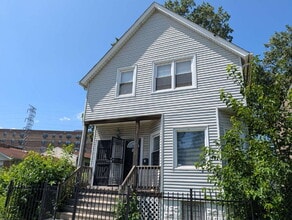 Building Photo - 12026 S Union Ave