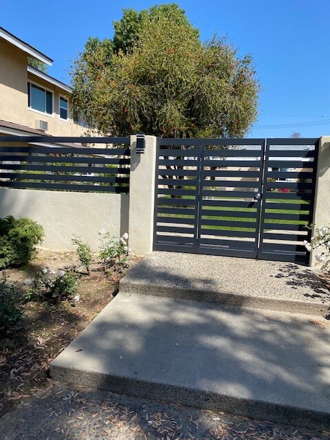Foto del edificio - 3175 Quartz Ln
