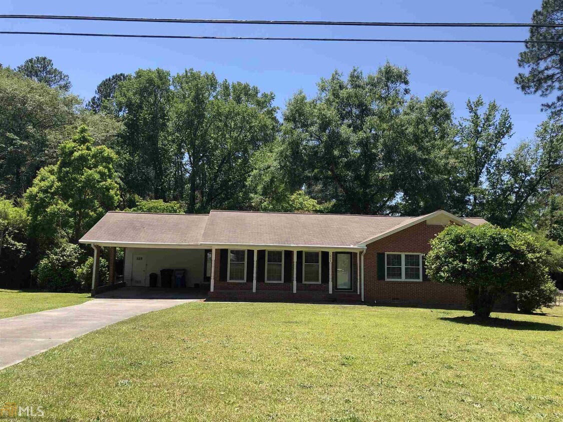 1808 Knox St, Dublin, GA 31021 House Rental in Dublin, GA