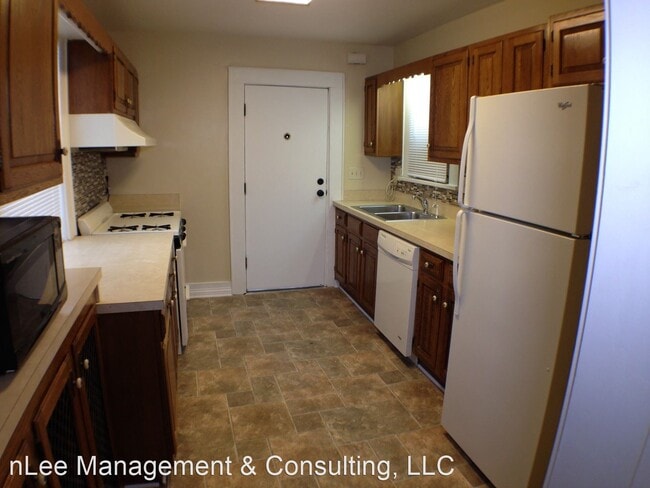 Building Photo - 3 br, 2 bath Apartment - PO Box 589 603 N 8th