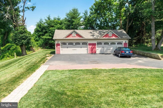 Building Photo - 117 Bustleton Pike