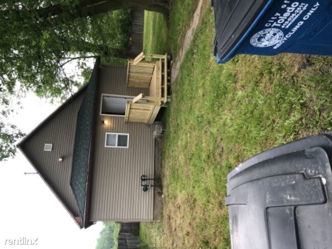 Building Photo - 2 br, 1 bath House - 309 W Plumer St