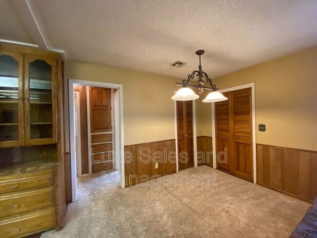 Foto del edificio - 6017 NW 56th St