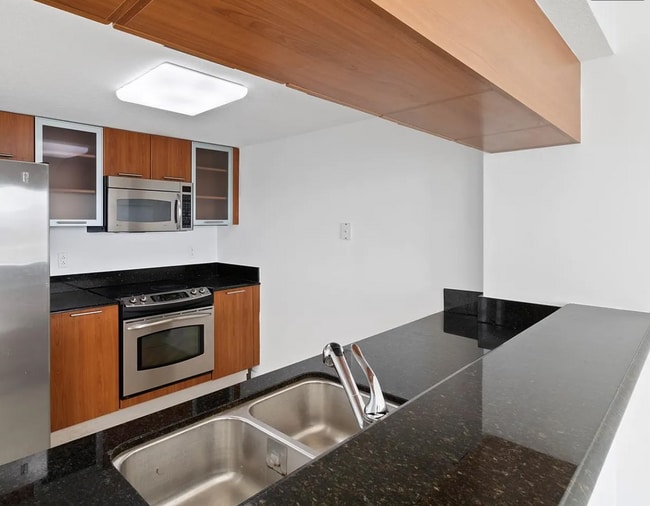 Foto del edificio - 1800 N Bayshore Dr