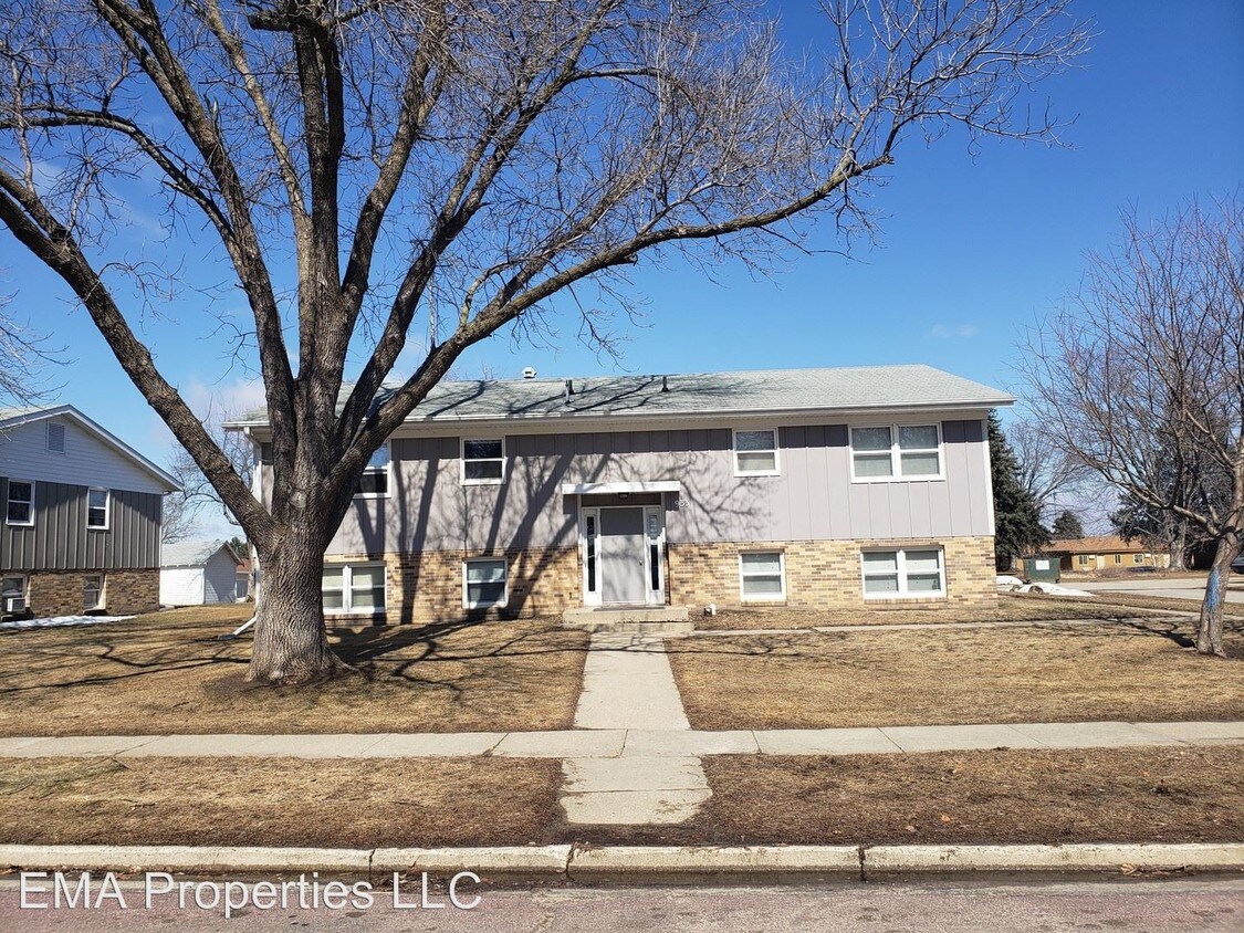 Foto principal - 1031 W Clark St