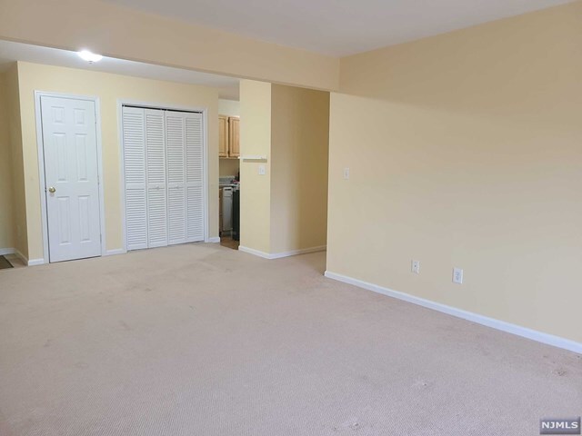 Foto del edificio - 65 Fairview St