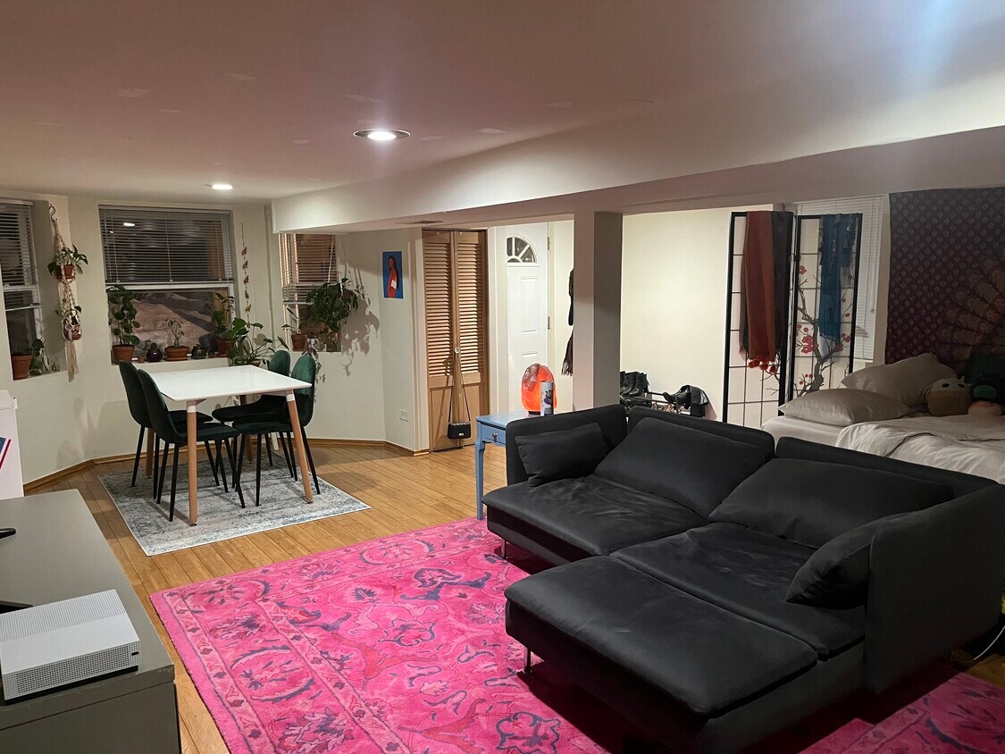 Foto principal - 2941 N Whipple St