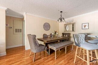 Building Photo - 4040 Crockers Lake Blvd