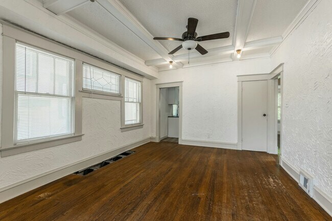 Foto del edificio - 3542 College Ave