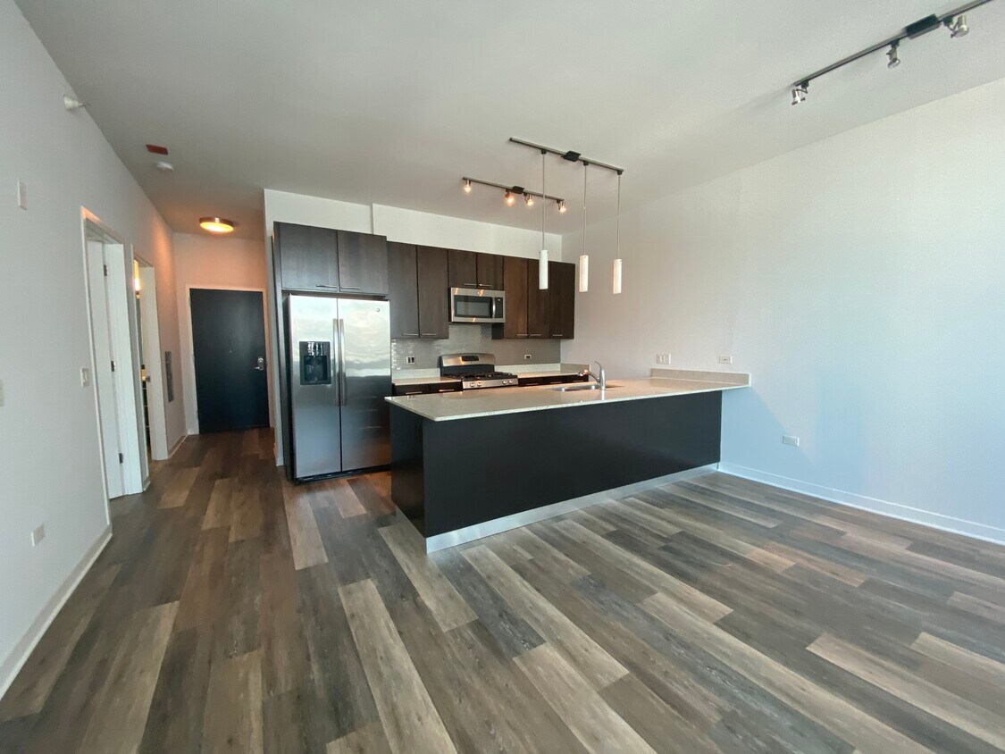 Foto principal - 600 N Kingsbury St