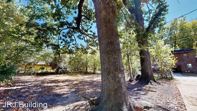 Foto del edificio - 2 br, 1 bath House - 2123 Valmar Street