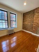 Building Photo - 71 Pineapple St