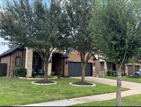 Building Photo - 8126 W Pine Creek Bend