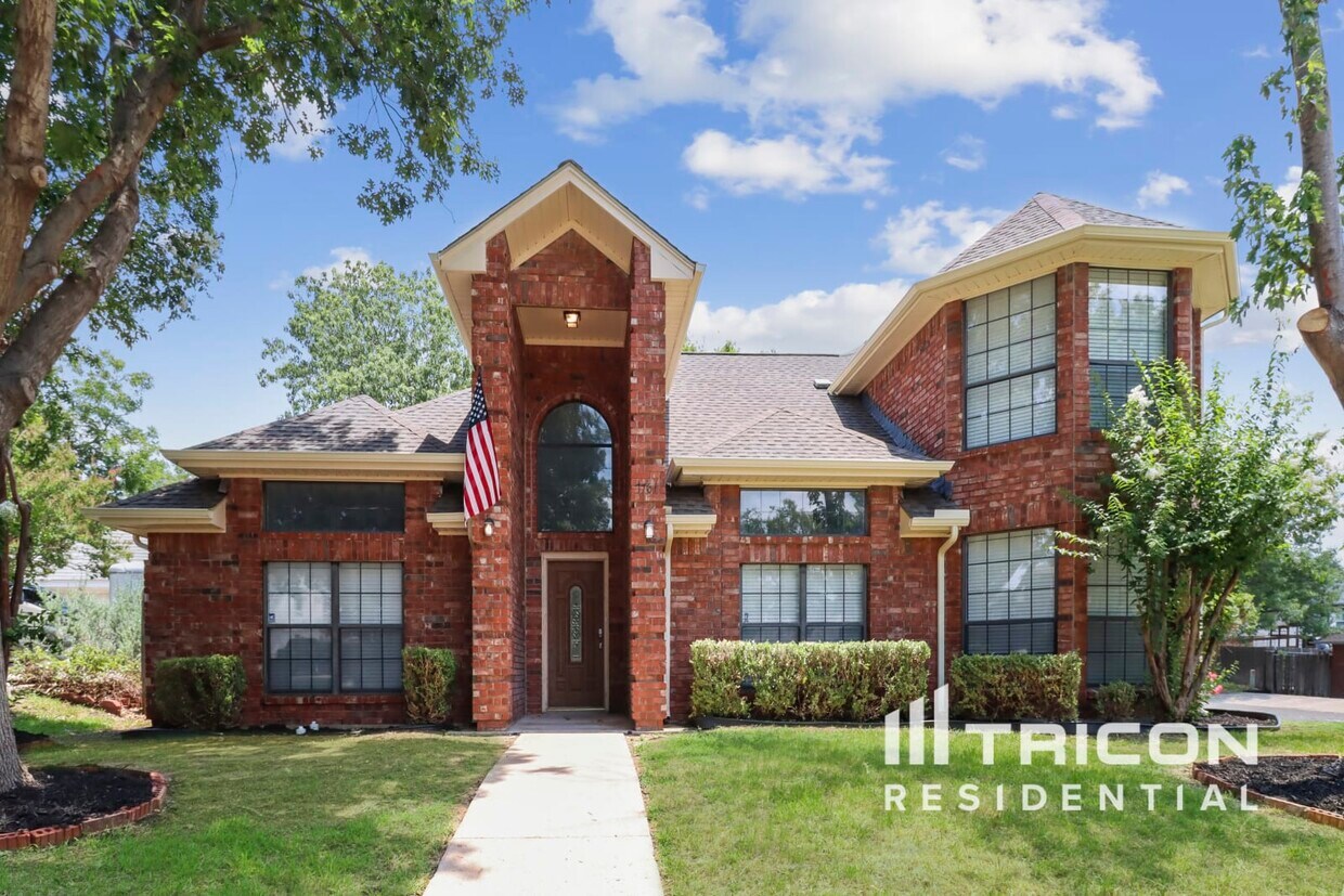 Primary Photo - 7761 Grassland Drive Fort Worth TX