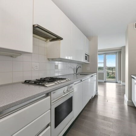 Building Photo - 151 Tremont St