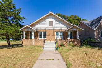 Building Photo - 1812 W McKee