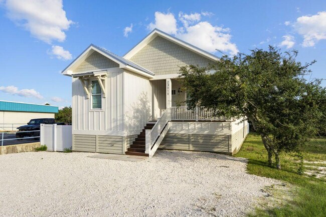 Foto del edificio - 23011 Perdido Beach Blvd