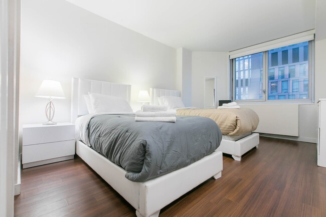 Building Photo - 401 East 34th Street