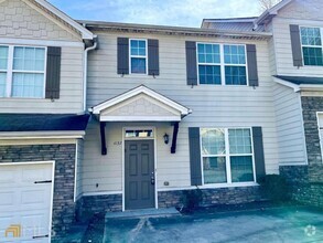 Building Photo - 4132 High Park Ln