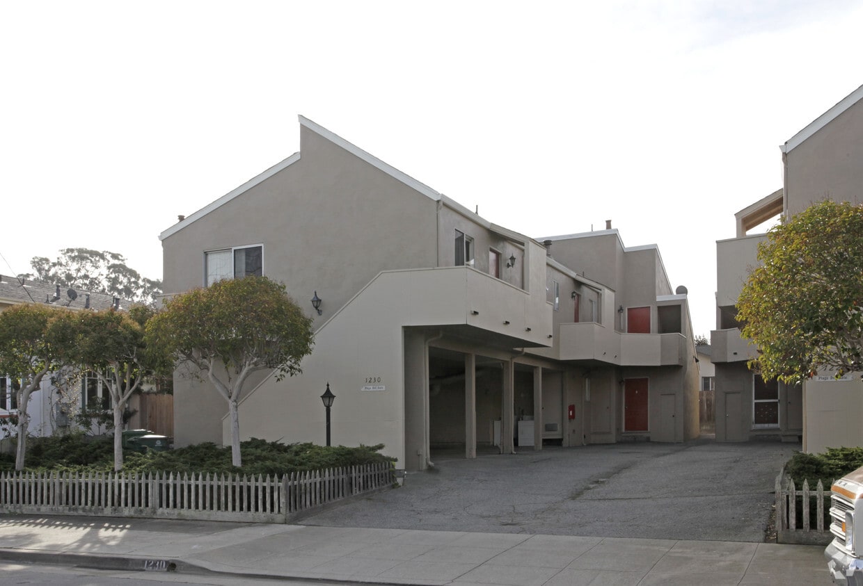 Primary Photo - 1220-1230 2nd St