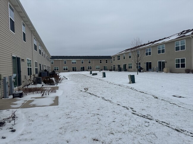 Foto del edificio - 226 Wildmeadow Ln