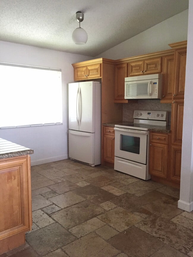 Photo - 8035 Lake Dr House