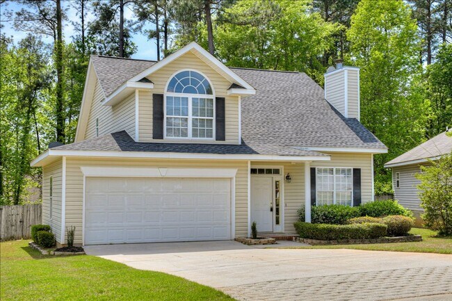 Foto del edificio - 412 Trestle Ln