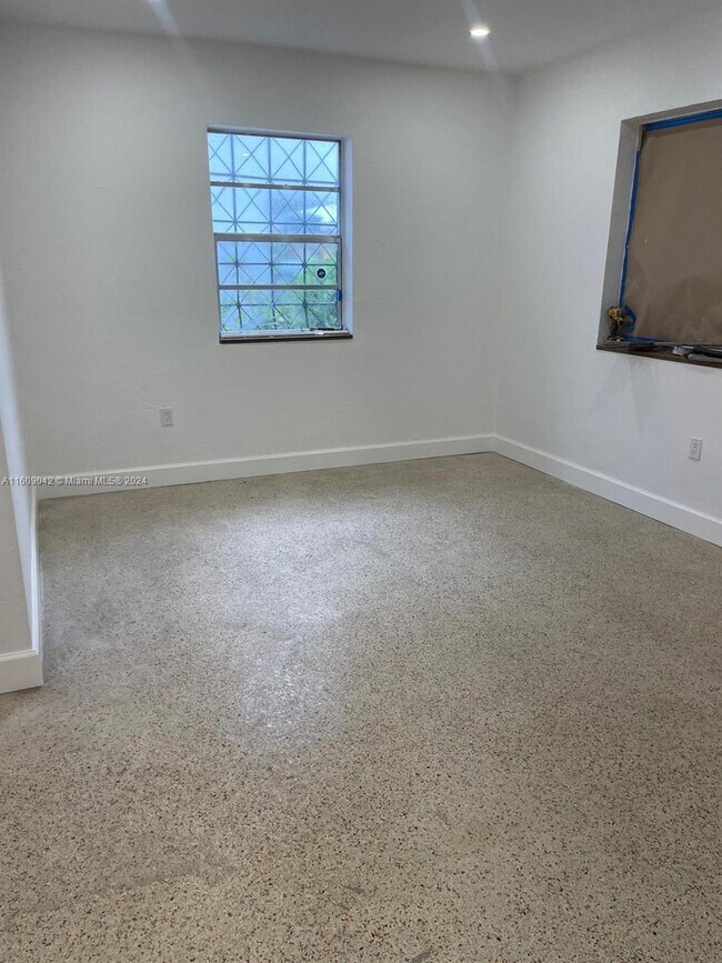 Foto del edificio - 2020 SW 3rd St
