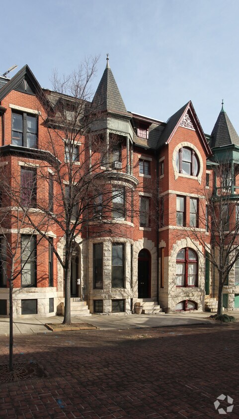 Building Photo - 1719 Linden Ave