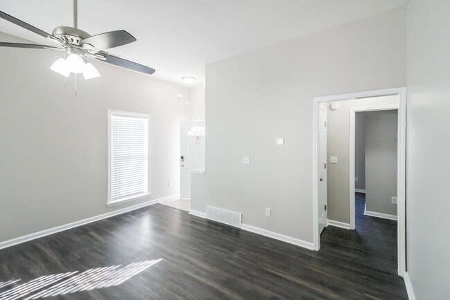 Building Photo - 6799 Showboat Ln