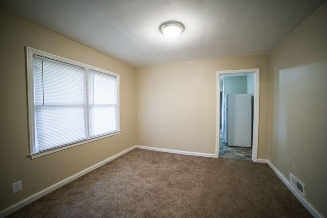 Foto del edificio - 3 bed 1 bath in Decatur!