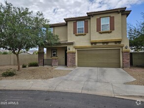 Building Photo - 3425 E Wayland Dr