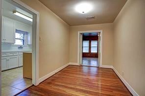 Building Photo - 2214 Oxford St