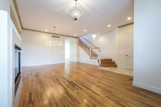 Photo - 566 Josephine St Townhome