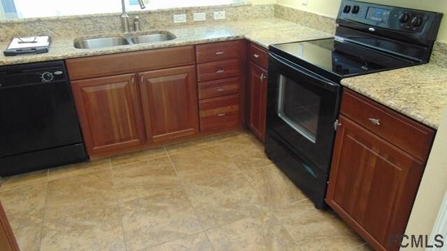 Foto del edificio - 95 Riverview Bend S