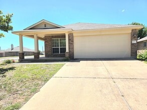 Building Photo - 6613 Tierra Dr