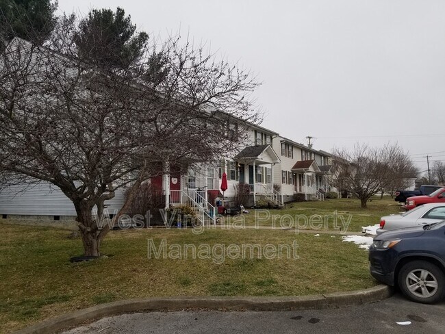 Foto del edificio - 3751 Summerlee Rd