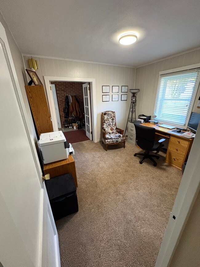 Foto del edificio - 2113 Broadlawn Rd