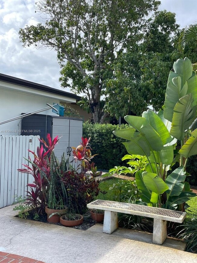 Building Photo - 2230 N 50th Ave