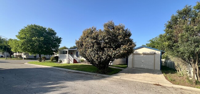 Building Photo - 11555 Culebra Rd