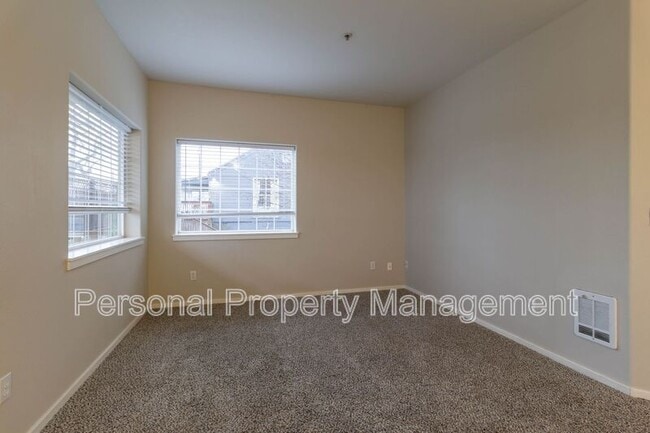 Building Photo - 116 S Main Ave