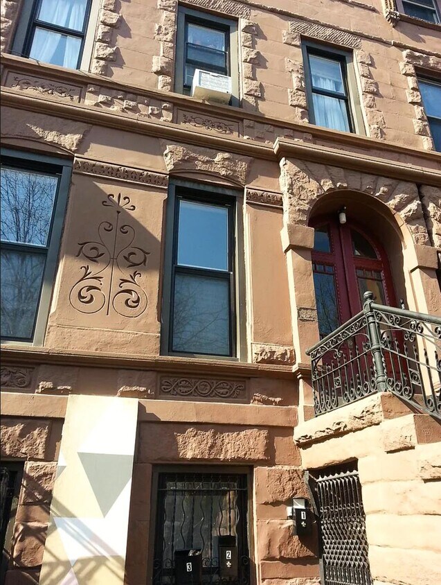 31 Hart St Unit 2, Brooklyn, NY 11206 Room for Rent in Brooklyn, NY
