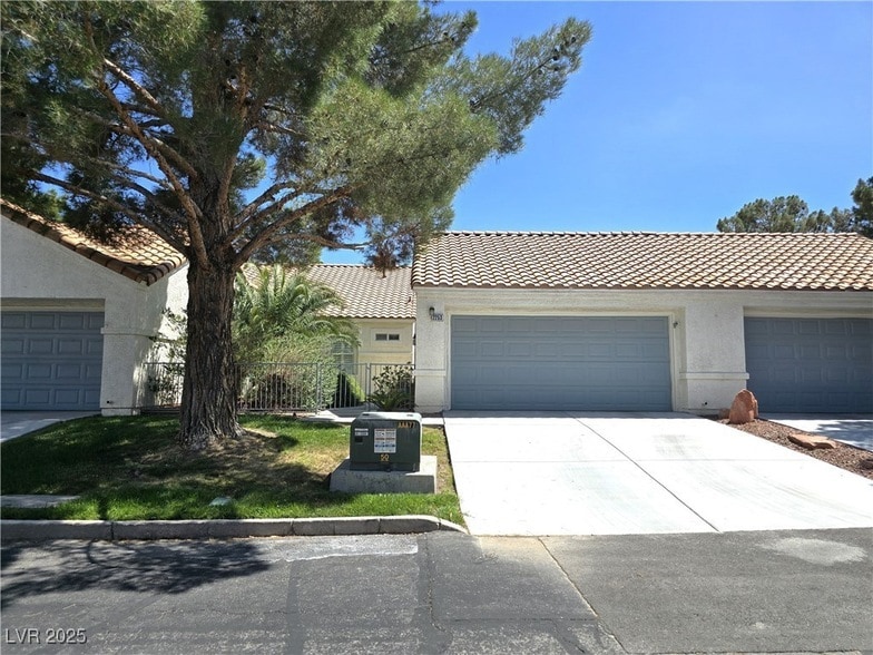 Primary Photo - 2253 Van Gogh Dr