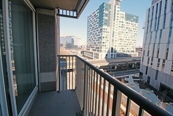 Foto del edificio - 8 Museum Way