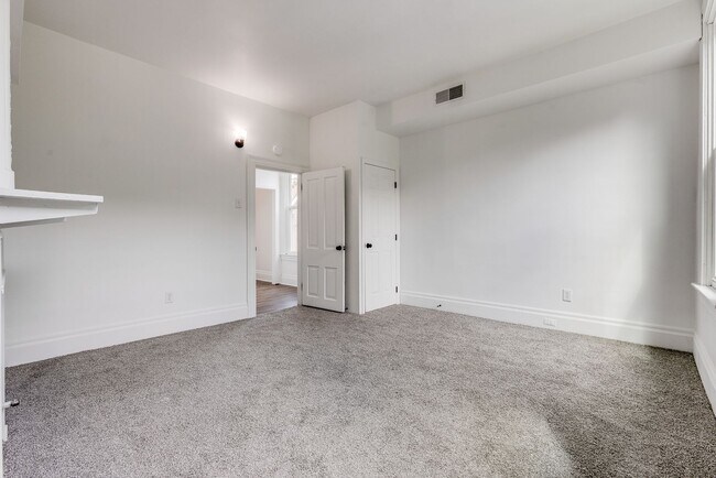 Foto del edificio - 2637 S 18th St