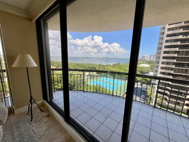 Building Photo - 4100 N Ocean Dr